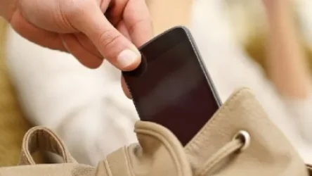 ՏԵՍԱՆՅՈՒԹ. Ուսապարկից հափշտակել էր բջջային հեռախոսը. գողություն է բացահայտվել