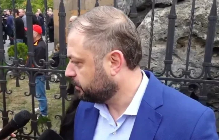 Իսկ ո՞վ է ասել, որ կարգալույծ է եղել. Պապոյան