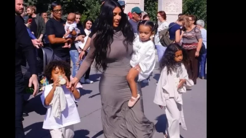 Հանրապահայտ պարբերականը` Քարդաշյան քույրերի՝ Հայաստան կատարած այցի մասին