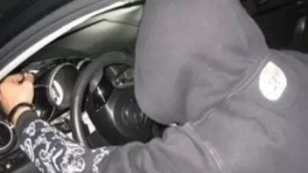 Հայ երիտասարդը փախցրել է «ԳԱԶ 3274» մեքենան ու վթարվել