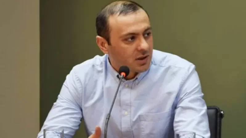 Սերժ Սարգսյանի հետ հանդիպումներից հետո Բալասանյանի մոտ սրացումներ են սկսում․ Գրիգորյան