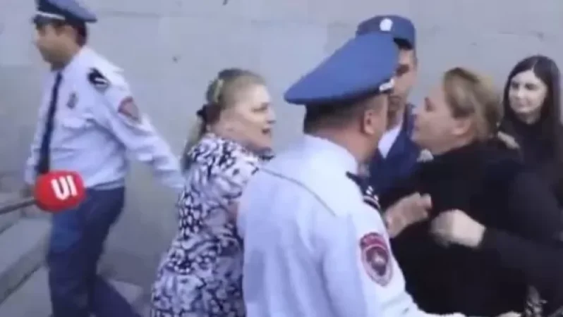 VIDEO: You Came from the Prime Minister Asking for 30 Million, Argument Outside Government Building