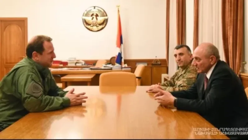 Դավիթ Տոնոյանն ու Բակո Սահակյանը հանդիպել են