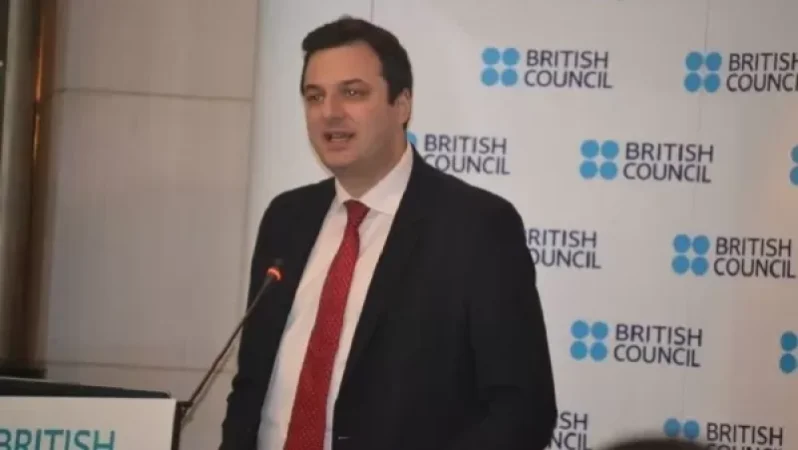 Ալան Գոգբաշյանը չի ստանձնի Նորին Մեծության դեսպանի պաշտոնը Երևանում