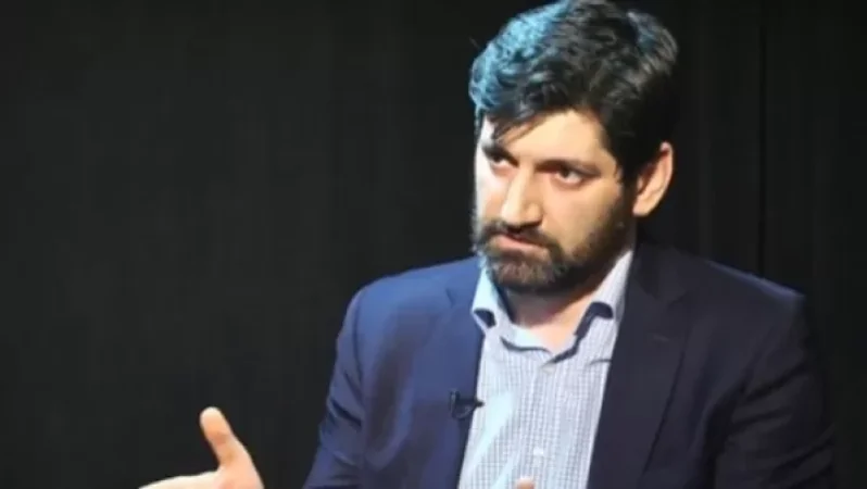 «Hraparak». A Rift Has Emerged Between the Authorities and Vahe Grigoryan