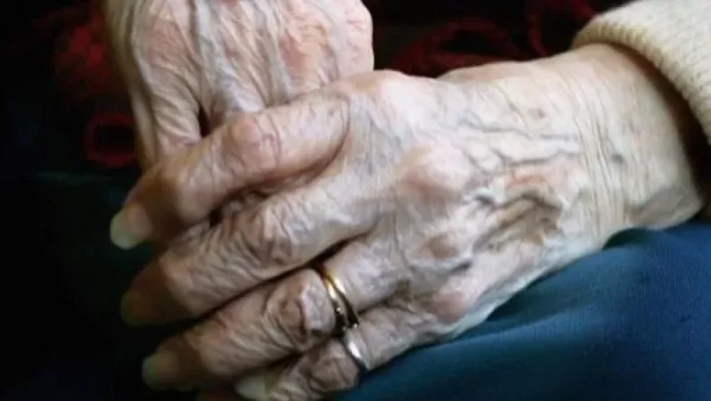 Գյումրիում 2 անձ ծեծել են թոշակառու կնոջը և հափշտակել ոսկյա մատանին