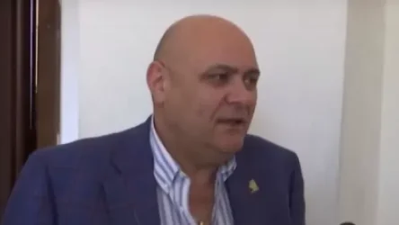 Օպերացիայի է ենթարկվել ծունկս․ Սեդրակ Առուստամյանը՝ դատարանում