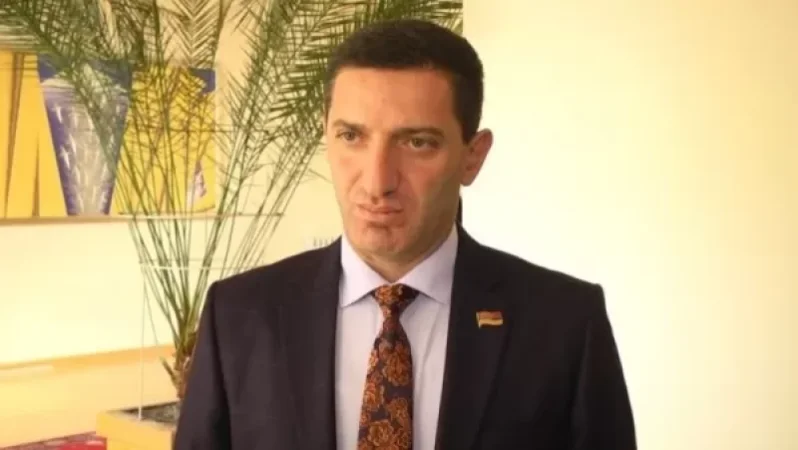 Արա Բաբլոյանի ու Արսեն Բաբայանի գործում հանցավոր արարք չկա. Պետրոսյան