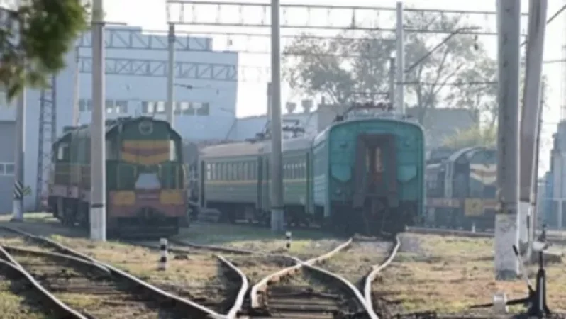 Մասիս-Երևան ճանապարհին. 40-ամյա կինն ընկել է գնացքի տակ