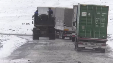 Ձնաբուք և արգելափակված բեռնատարներ․ Շիրակի մարզ