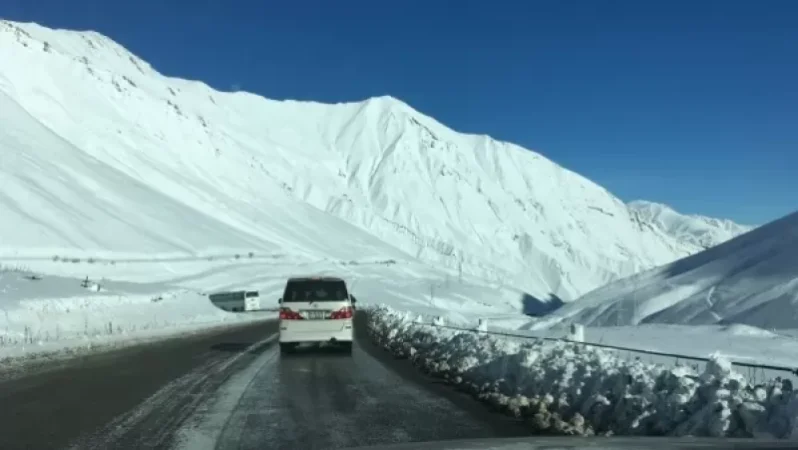 ԼՈՒՍԱՆԿԱՐՆԵՐ. Լարսը բեռնատարների համար փակ է. իրավիճակը՝ ճանապարհներին