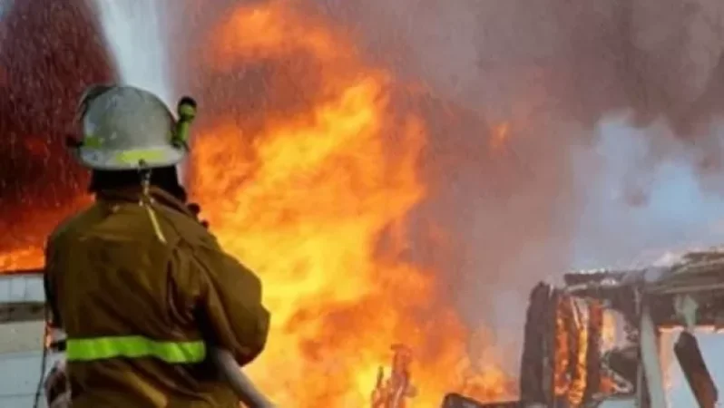 Արգավանդ գյուղում կահույքի արտադրամաս է հրդեհվել