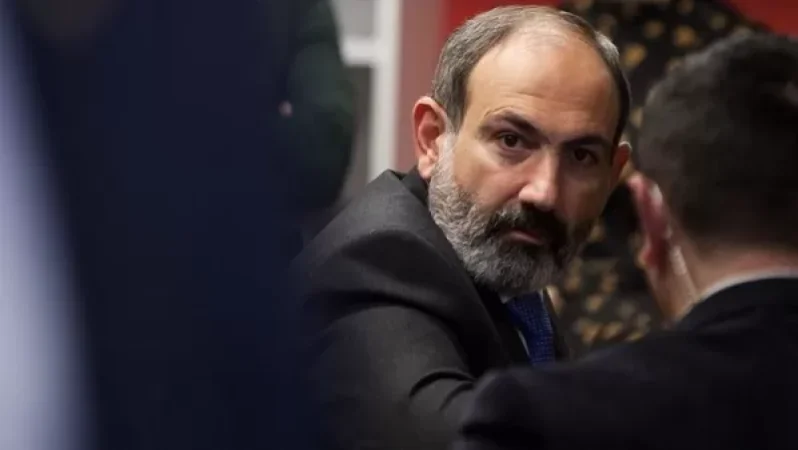 ՀՀ վարչապետն անդրադարձել է Հայոց եկեղեցու պատմություն առարկայի շուրջ ծավալված քննարկումներին