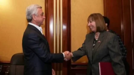 Ինչ հարցեր են քննարկել Սերժ Սարգսյանն ու ԱՄՆ դեսպան Լին Թրեյսին
