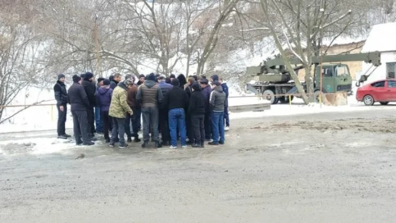 Գործադուլավորների փոխարեն՝ նոր աշխատողներ․ Ախթալայի լեռնահարստացման կոմբինատում գործադուլը շարունակվում է