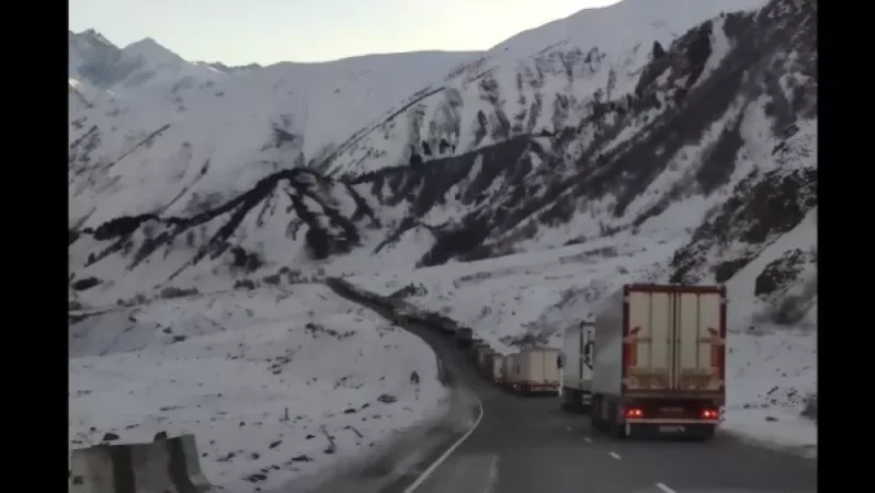 Լարսը բաց է բոլոր տեսակի ավտոմեքենաների համար