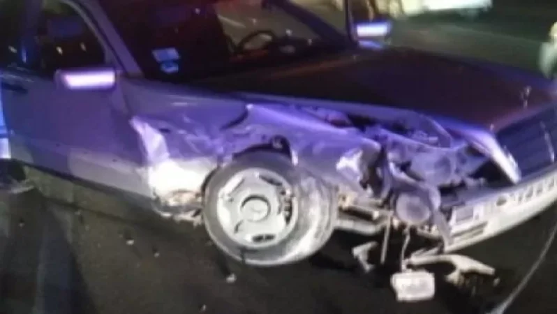 Երևանի քաղաքապետարանի մոտ մեքենաներ են բախվել․ կա տուժած