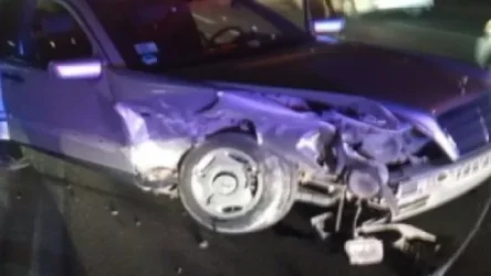 Երևանի քաղաքապետարանի մոտ մեքենաներ են բախվել․ կա տուժած