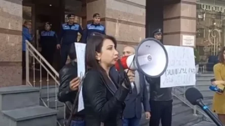 ՏԵՍԱՆՅՈՒԹ. Դա ներկայացում չէր, ընդհամենը վայրահաչոց էր. Սոնա Աղեկյանը` «ՀուԶանք ու Զանգ»-ի մասին