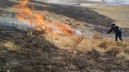 Շիրակի մարզի Կրաշեն գյուղի մոտակա սարում խոշոր հրդեհ է բռնկվել