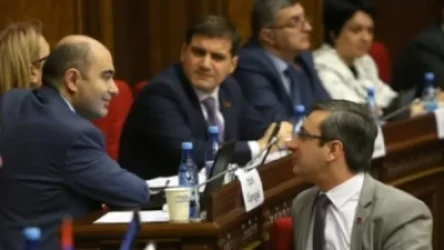 «Հրապարակ». Ուժային պաշտոնները «քաղաքացիականացնելու» աղմկահարույց նախագիծը ներառված չէ ԱԺ օրակարգում