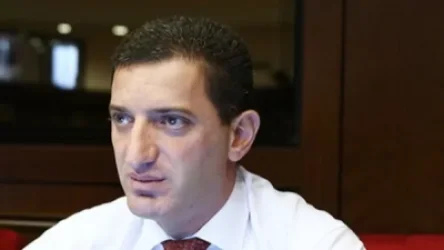 Պետք ա խնդրի դեմն առնել և ոչ թե ընկնել ճահճի մեջ ու Աստծուց փրկություն աղերսել․ Պետրոսյան