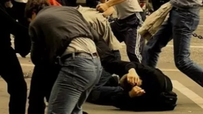 Վեց պատանի բերման է ենթարկվել բաժին երեխայի ծեծելու համար