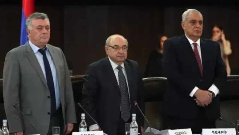 «Ժամանակ». «Վերնատունը» մտադիր է համաժողով անցկացնել Արցախում