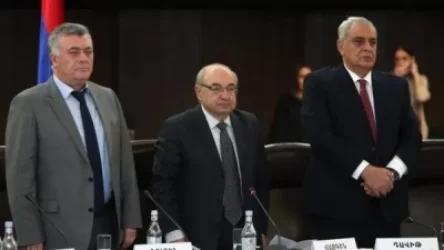 «Ժամանակ». «Վերնատունը» մտադիր է համաժողով անցկացնել Արցախում