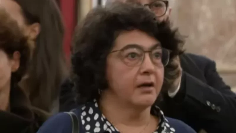 Ո՞վ է Փաշինյանին հրաժարականի կոչ անող կինը և ի՞նչ կապ ունի նախկին իշխանությունների հետ