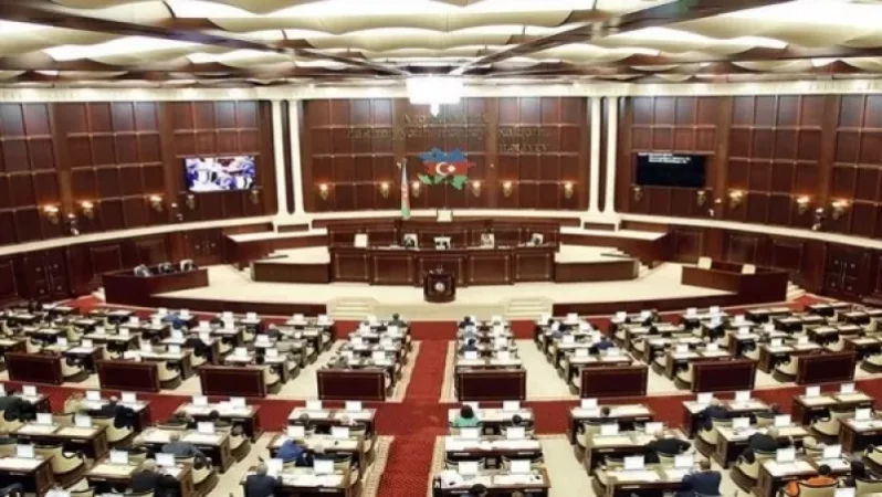 Ադրբեջանում ընդունվեց խորհրդարանը ցրելու մասին որոշումը