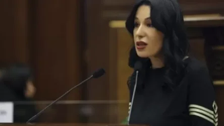 «Մա՛մ, դժոխքը հենց էստեղ ա»․ Նաիրա Զոհրաբյանը կարդաց զինվորի նամակը