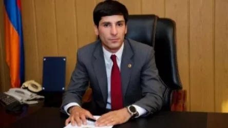 Արարատի մարզպետն աշխատավարձի 100 %-ի չափով պարգևատրել է իր խորհրդականներին, օգնականներին, վարչության պետերին