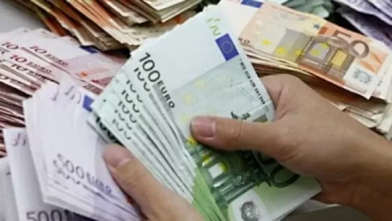 Extraordinary Incident in Yerevan: Large Denomination Counterfeit Euros Exchanged at Ameriabank Branch in Megamall