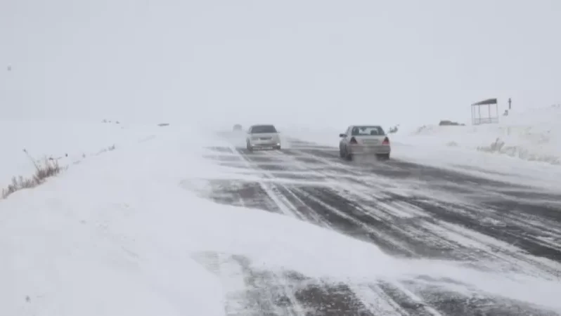 Ժամը 23:00-ի դրությամբ Սոթք-Քարվաճառը դժվարանցանելի է, Վարդենյաց լեռնանցքը՝ բաց