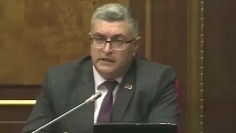 Երևանում թալանել են Ազգային ժողովի պատգամավորի Toyota-ն