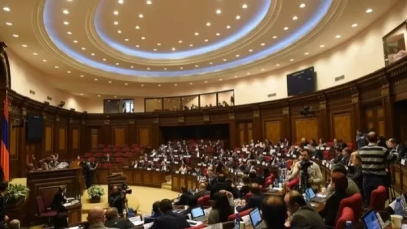 Ազգային ժողովի աշխատակազմի ղեկավարին դատի են տվել