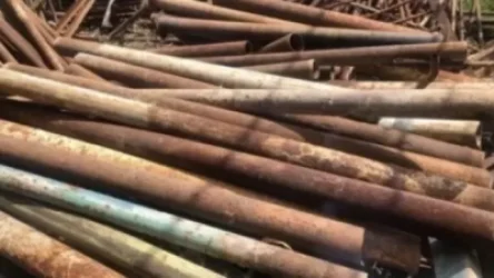 Չգործող ոռոգման ջրագծից ապամոնտաժել է խողովակներ և տեղափոխել իր տան բակ