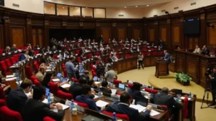 «Ժողովուրդ». Ամանորին ընդառաջ ԱԺ աշխատակազմը պարգևավճար կստանա