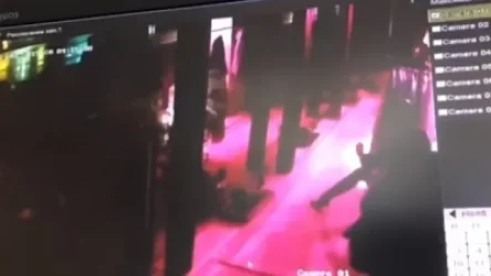 ՏԵՍԱՆՅՈՒԹ․ Անհայտ անձինք կոտրել են նորաձևության սրահի դռան փականը