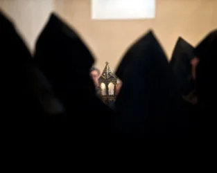 Միջնորդությունը հետաձգվել է․ ակտիվ զննության են ենթարկվում հոգևորականների հեռախոսները. «Ժողովուրդ»