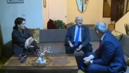 ՏԵՍԱՆՅՈՒԹ. Նիկոլ Փաշինյանն ու Աննա Հակոբյանը այցելել են Հովհաննես Չեքիջյանին