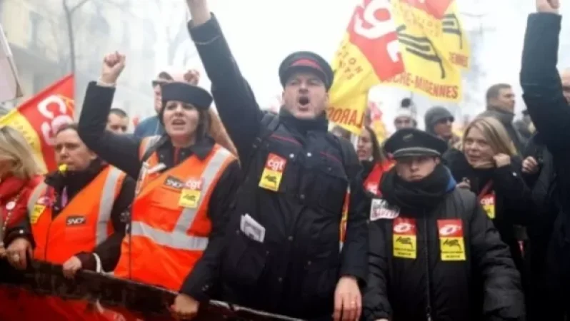 Ֆրանսիայում գործադուլի պատճառով երթևեկությունը կաթվածահար է եղել