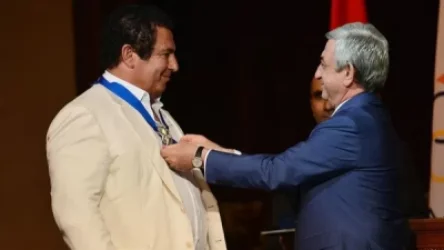 «Ժամանակ». Սերժ Սարգսյանը Ծառուկյանին տեղ չթողեց