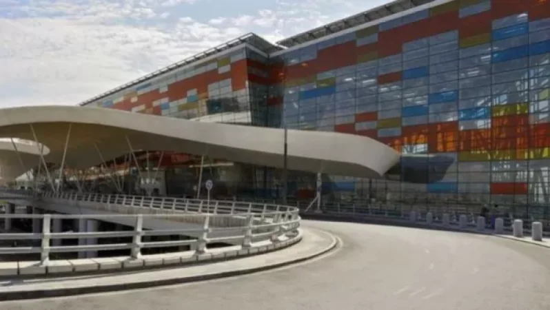 Օդանավակայանի տարածքում տեղադրվել է 7 վճարային տերմինալ