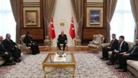 Պոլսի հայոց պատրիարքը հանդիպել է Էրդողանի ու Չավուշօղլուի հետ