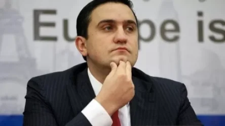 «Եթե հասկանանք, թե ով էր Կուտոյանին կանչել Լոնդոնից, ապա ամեն ինչ կընկնի իր տեղը». Արթուր Ղազինյան