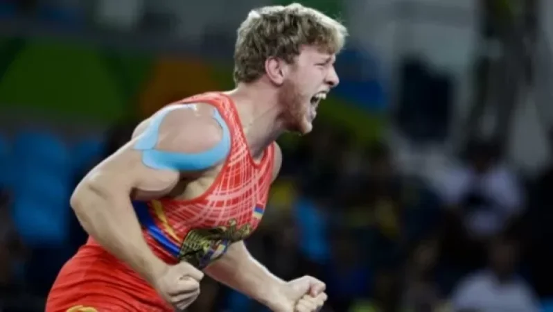 Արթուր Ալեքսանյանը եզրափակչում հաղթել է ադրբեջանցի ըմբիշին