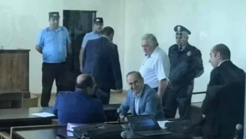 Մեկնարկել է Ռոբերտ Քոչարյանի և մյուսների գործով դատական նիստը