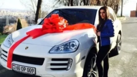 Ռեստորանային համալիրի տարածքում թալանել են երգչուհու Porsche Cayenne-ը